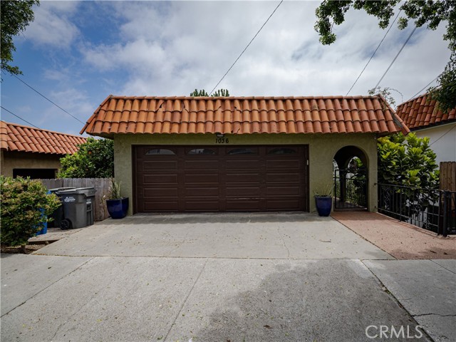 1036 Palos Verdes Boulevard, Redondo Beach CA: https://media.crmls.org/medias/7209f1fa-619a-4b86-bef9-2d1976d7ff0f.jpg