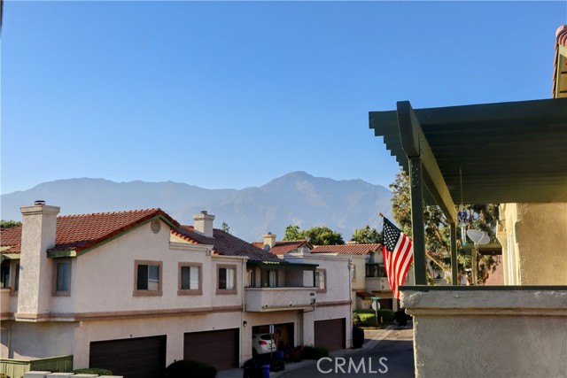 8425 Sunset Trail Place, Rancho Cucamonga CA: https://media.crmls.org/medias/720af4de-9dac-4255-90ed-a6433fee2726.jpg
