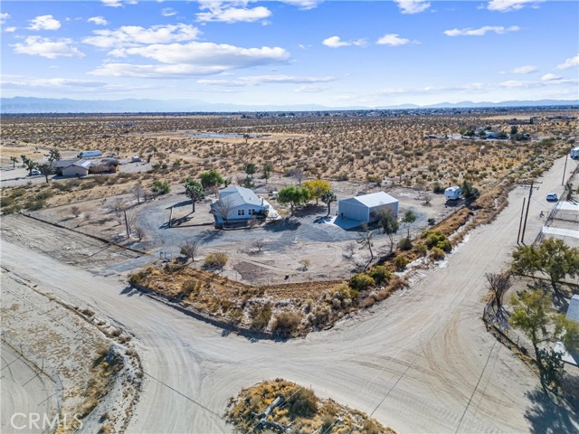 Detail Gallery Image 16 of 50 For 10325 Olivine Rd, Victorville,  CA 92392 - 4 Beds | 2 Baths