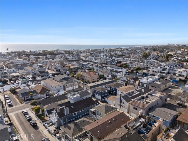 Detail Gallery Image 25 of 31 For 502 36th #B,  Newport Beach,  CA 92663 - 2 Beds | 1 Baths