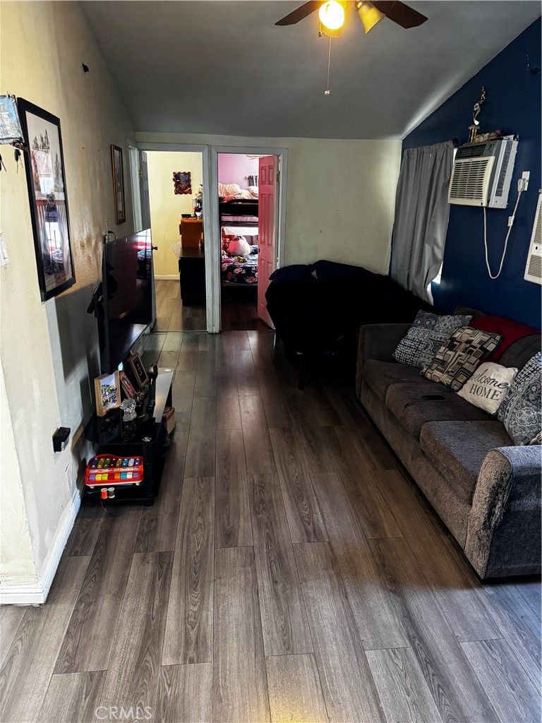 MLS #DW25203207 image #9