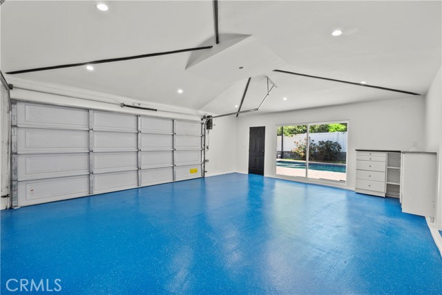 4825 San Feliciano Drive, Woodland Hills CA: https://media.crmls.org/medias/720be591-c467-47c4-829a-cf1fa8c71a95.jpg