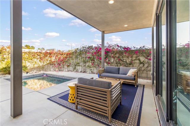 Detail Gallery Image 12 of 35 For 3345 Ambassador Dr, Palm Springs,  CA 92262 - 3 Beds | 2/1 Baths