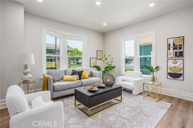 4224 Brockton Avenue, Riverside CA: https://media.crmls.org/medias/720dab7e-7ae5-47cc-9bf6-c59fceefd688.jpg