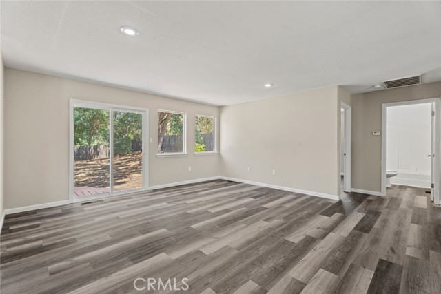 Detail Gallery Image 9 of 24 For 1055 Penelope Ct, Lakeport,  CA 95453 - 3 Beds | 2 Baths