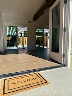 Detail Gallery Image 2 of 31 For 425 W Lime Ave #1,  Monrovia,  CA 91016 - 2 Beds | 2 Baths