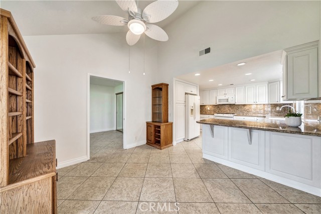 28229 Nebrija, Mission Viejo CA: https://media.crmls.org/medias/720df537-dc57-4046-95ac-b398b19c19cc.jpg