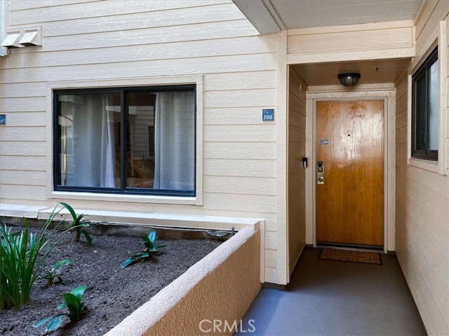 130 The Village # 106, Redondo Beach, California 90277, 2 Bedrooms Bedrooms, ,2 BathroomsBathrooms,Residential Lease,For Rent,130 The Village # 106,CRSB22046617