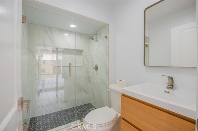 Detail Gallery Image 15 of 28 For 12345 Cohasset St, North Hollywood,  CA 91605 - 3 Beds | 2 Baths
