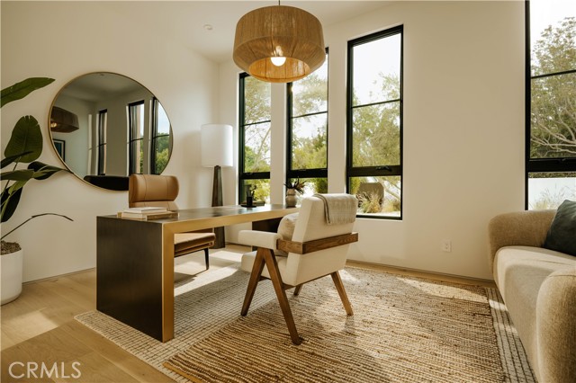 5461 Bothwell Road, Tarzana CA: https://media.crmls.org/medias/720eb716-4f71-4af8-bd4c-7b2eadb7b276.jpg