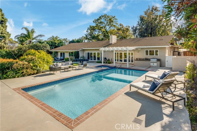 5 Pleasant Hill Drive, Rolling Hills Estates, California 90274, 5 Bedrooms Bedrooms, ,1 BathroomBathrooms,Residential,Sold,Pleasant Hill,PV22022320