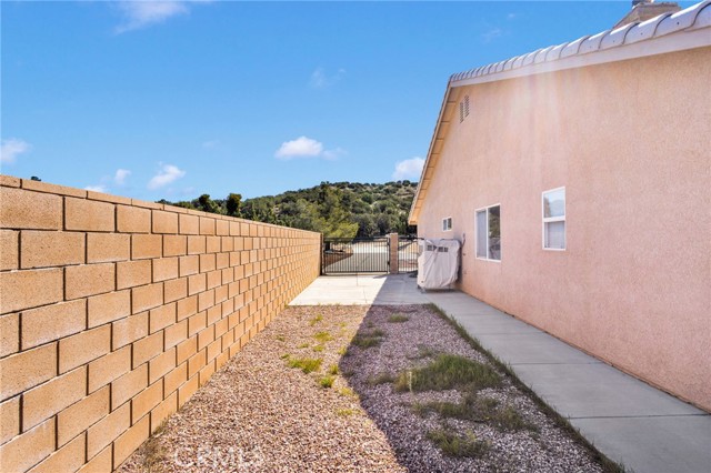 Detail Gallery Image 47 of 65 For 8250 Snow Cap, Pinon Hills,  CA 92372 - 3 Beds | 2/1 Baths