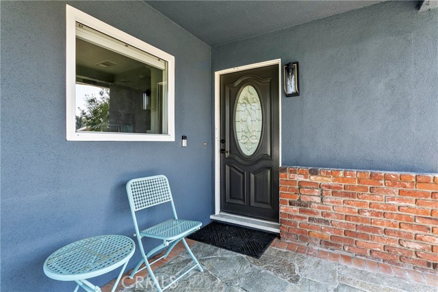 715 W South Street, Anaheim CA: https://media.crmls.org/medias/72100c18-09d5-463a-8e28-2499c181db0d.jpg