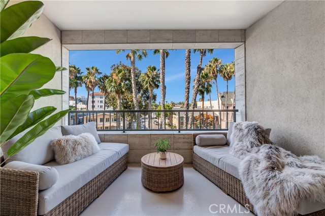 Detail Gallery Image 7 of 69 For 850 E Ocean Bld #301,  Long Beach,  CA 90802 - 2 Beds | 2 Baths