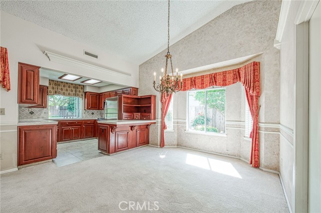 Detail Gallery Image 10 of 35 For 335 Mckelvy, Clovis,  CA 93611 - 4 Beds | 2 Baths