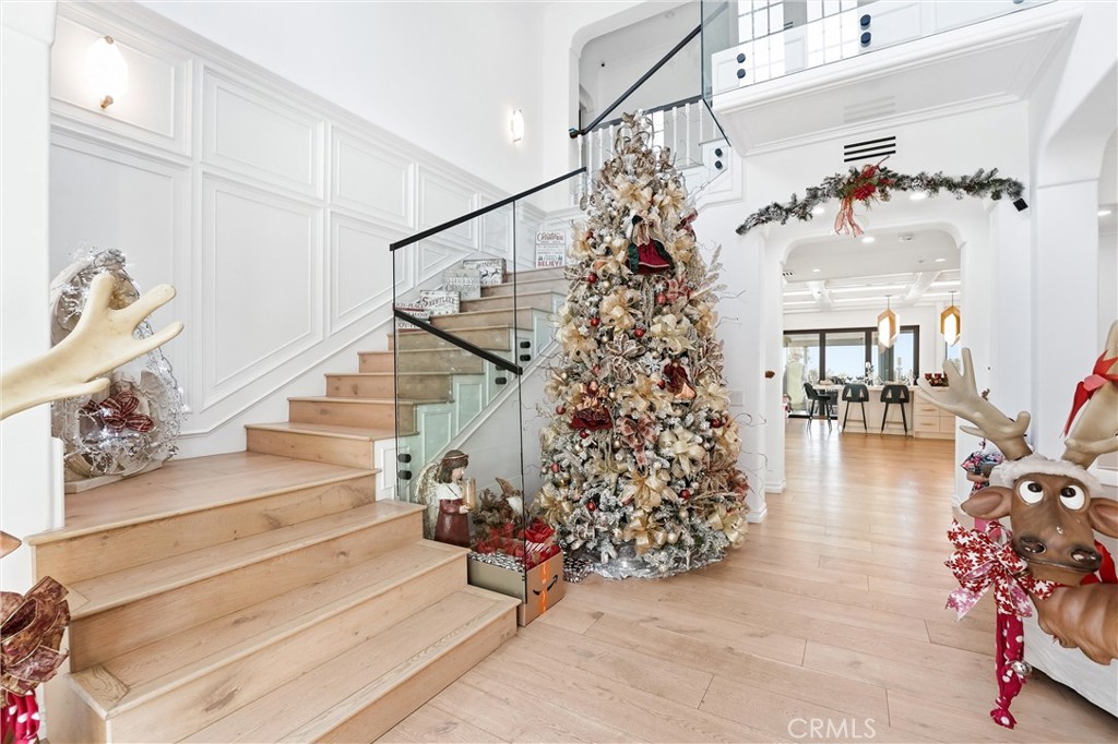 https://media.crmls.org/medias/7210d73a-4661-4f52-9a0b-4b02269f8fea.jpg?preset=X-Large