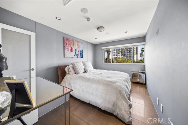 Detail Gallery Image 49 of 67 For 101 California Ave #301,  Santa Monica,  CA 90403 - 2 Beds | 2 Baths