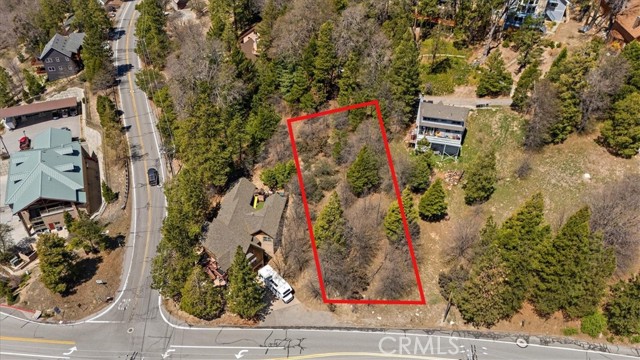 27488 N Bay Road, Lake Arrowhead CA: https://media.crmls.org/medias/72127040-6d39-4266-b4b8-a242b4bb658d.jpg