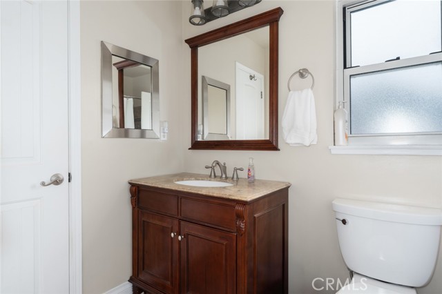 1501 W Baker Avenue, Fullerton CA: https://media.crmls.org/medias/7213860b-fe3a-477c-9a62-819d89bd3f25.jpg