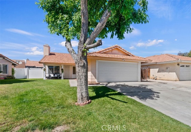Detail Gallery Image 4 of 33 For 14774 Lavender Ln, Moreno Valley,  CA 92553 - 3 Beds | 2 Baths