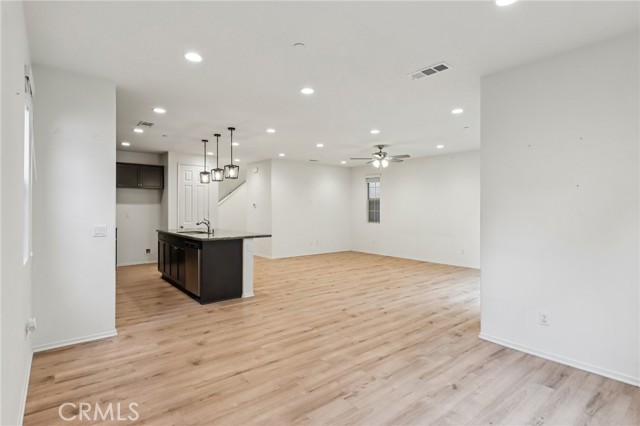 Detail Gallery Image 12 of 51 For 5313 Teramo, Fontana,  CA 92336 - 3 Beds | 2/1 Baths