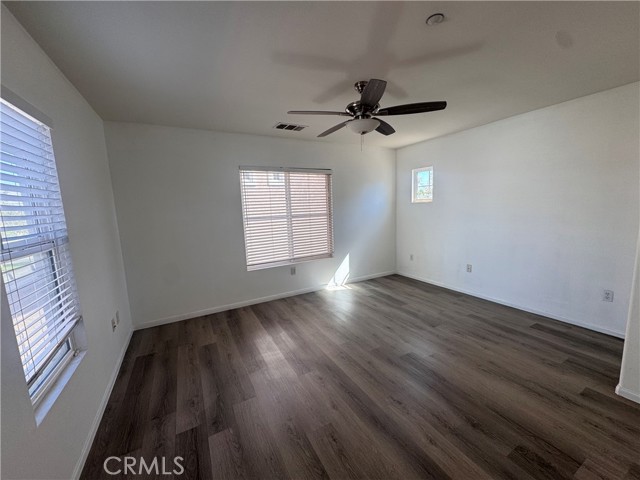 Detail Gallery Image 16 of 21 For 3812 Carrotwood St, Riverside,  CA 92501 - 3 Beds | 2/1 Baths