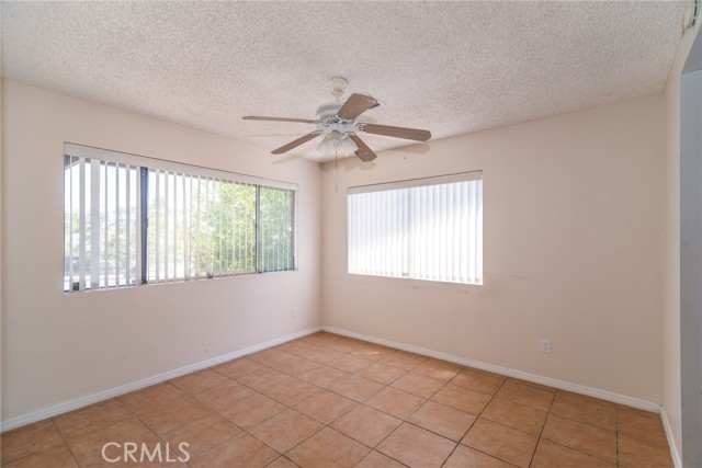 66320 Avenida Barona, Desert Hot Springs CA: https://media.crmls.org/medias/7215fb68-fcdc-4438-b7ac-3b719cc3a66f.jpg