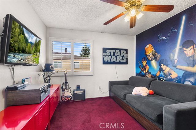 Detail Gallery Image 27 of 39 For 1105 N Dresden #52,  Anaheim,  CA 92801 - 3 Beds | 2/1 Baths