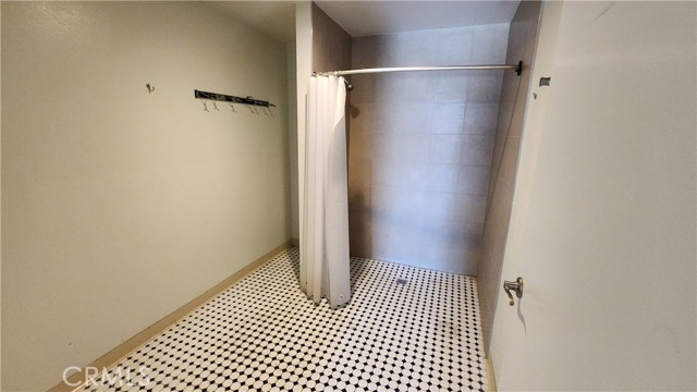 MLS #OC25200324 image #9