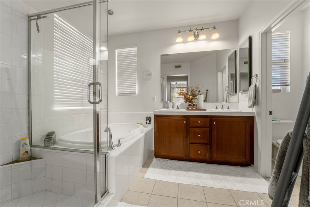 MLS #OC25135462 image #22