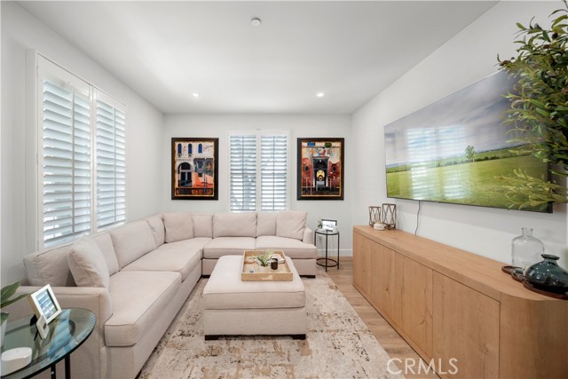 Detail Gallery Image 3 of 32 For 64 Greenhouse, Irvine,  CA 92603 - 2 Beds | 2/1 Baths