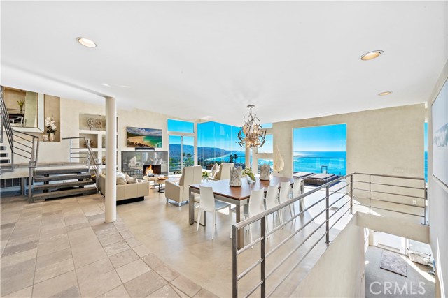 Detail Gallery Image 12 of 57 For 535 Dunnegan Dr, Laguna Beach,  CA 92651 - 4 Beds | 3/1 Baths