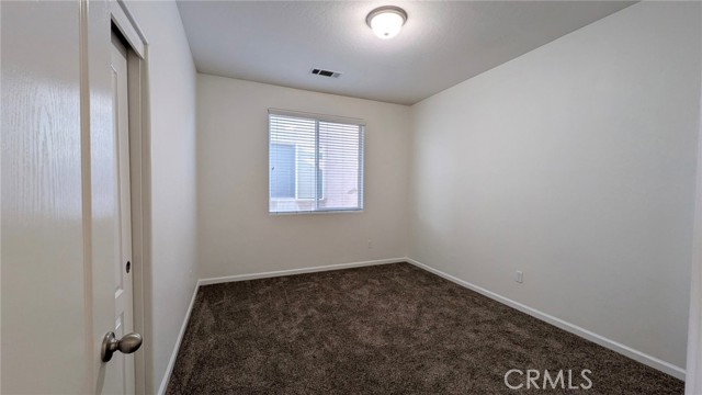 Detail Gallery Image 19 of 33 For 4361 W Artemisa, Fresno,  CA 93722 - 4 Beds | 2/1 Baths