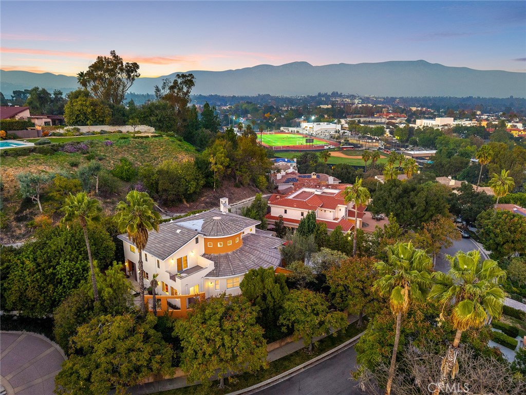 MLS #WS25245039 image #4