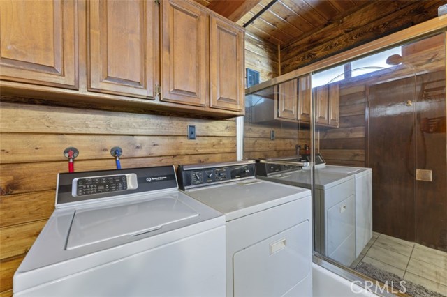 Detail Gallery Image 11 of 32 For 2112 Glacier, –,  CA 93225 - 3 Beds | 2 Baths