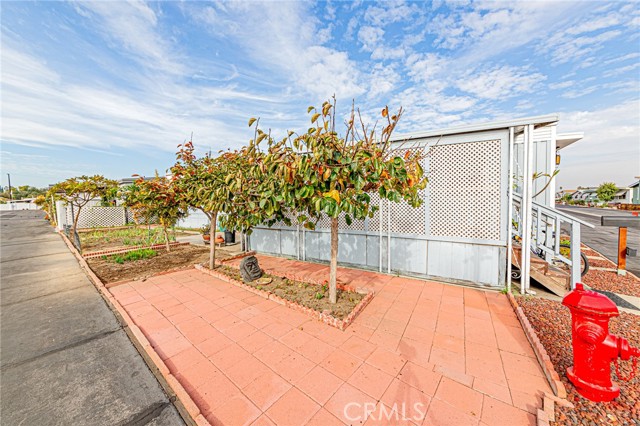 Detail Gallery Image 26 of 48 For 235 S Beach Bld #117,  Anaheim,  CA 92804 - 2 Beds | 2 Baths