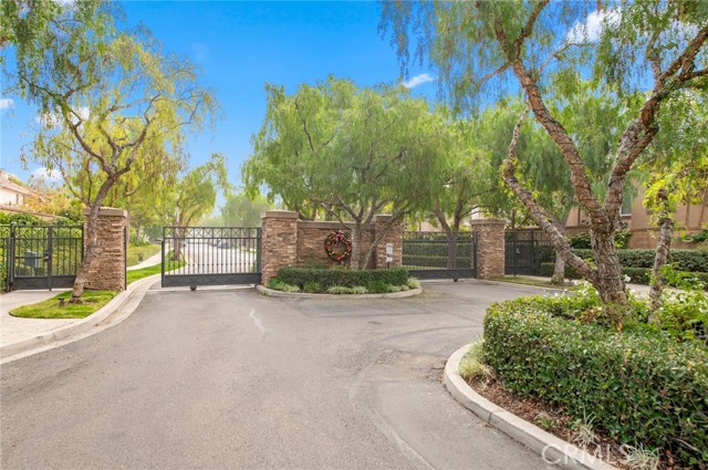 Detail Gallery Image 24 of 26 For 31 Bradford, Irvine,  CA 92602 - 3 Beds | 3 Baths