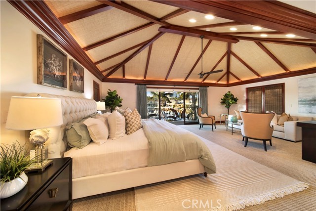 3908 Channel Place, Newport Beach CA: https://media.crmls.org/medias/721d22bf-63fd-47d7-8b7e-df3eb78eb8b8.jpg