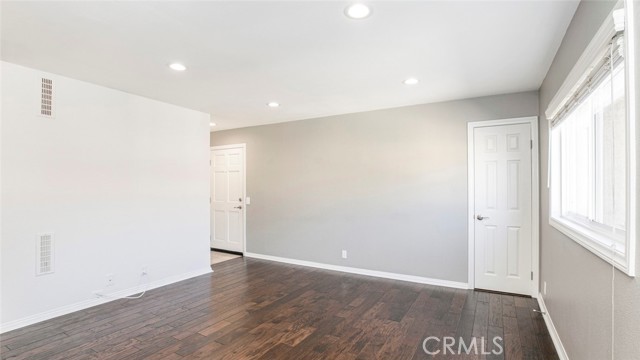 5224 Denny Avenue, 212 photo 8