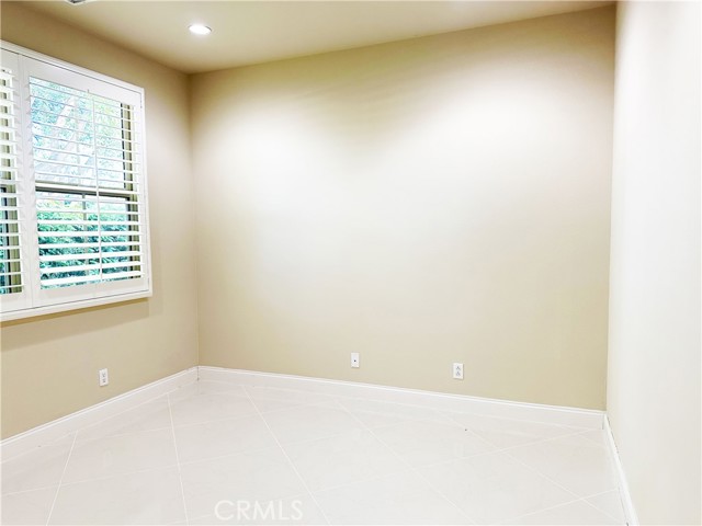 57 Donovan, Irvine CA: https://media.crmls.org/medias/721e8710-72f5-4a09-a1d6-711f414caf5d.jpg