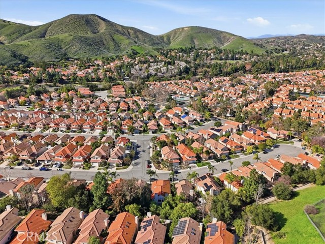 Detail Gallery Image 47 of 48 For 298 Saint Thomas, Oak Park,  CA 91377 - 5 Beds | 3 Baths