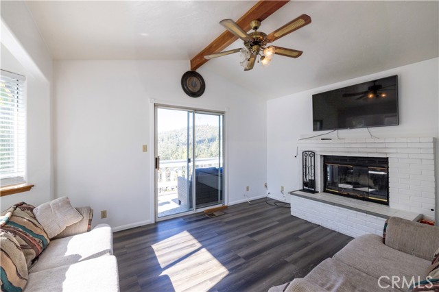 Detail Gallery Image 14 of 24 For 33010 Donner Ln, Arrowbear,  CA 92382 - 2 Beds | 2 Baths