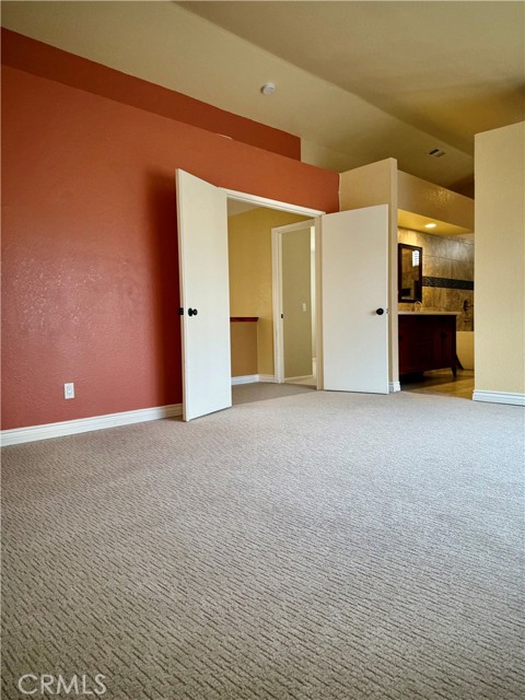 Detail Gallery Image 12 of 17 For 4030 Lexington Ct, Palmdale,  CA 93552 - 5 Beds | 3 Baths