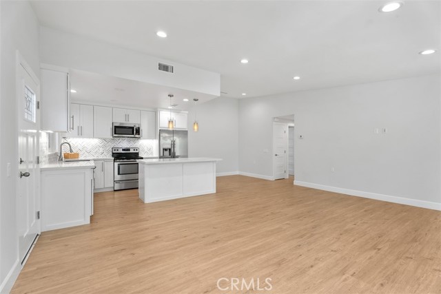 743 Avenida Majorca, Laguna Woods CA: https://media.crmls.org/medias/721fd646-6cee-4162-9d7a-25ca3a4c0eb8.jpg