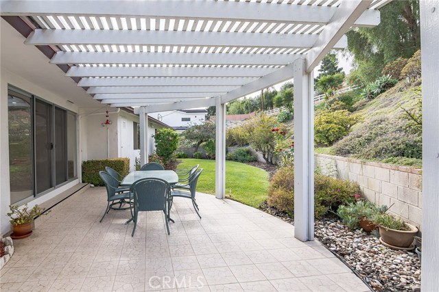 4 Harbor Sight Drive, Rolling Hills Estates, California 90274, 3 Bedrooms Bedrooms, ,2 BathroomsBathrooms,Residential,Sold,Harbor Sight,PW21226971