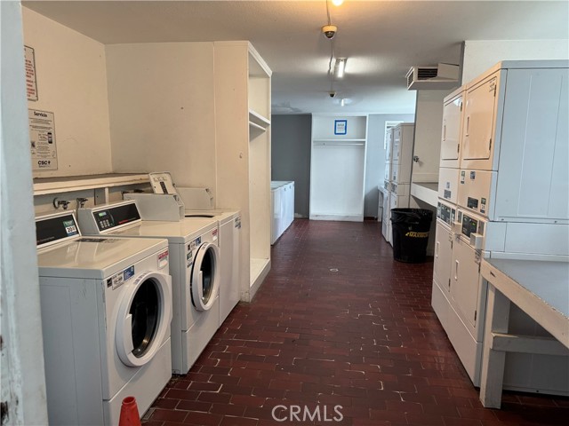 Detail Gallery Image 15 of 19 For 1250 S. Brookhurst St., Anaheim,  CA 92804 - 2 Beds | 1 Baths