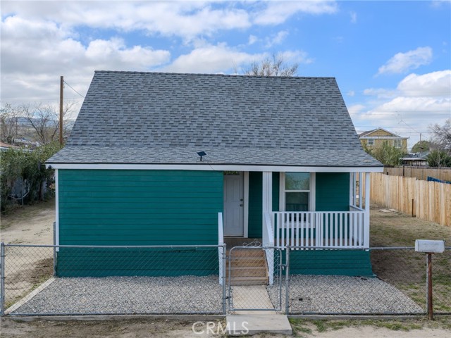 Detail Gallery Image 9 of 30 For 215 Naylor, Taft,  CA 93268 - 3 Beds | 1 Baths