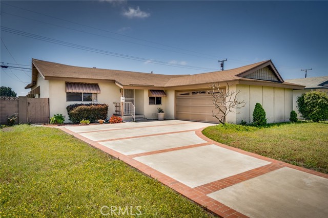 Detail Gallery Image 1 of 1 For 5392 Hendricksen Dr, Huntington Beach,  CA 92649 - 3 Beds | 2 Baths