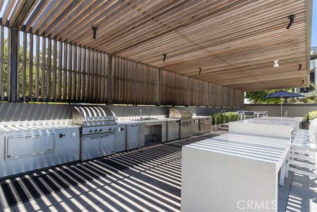 352 Merit, Irvine CA: https://media.crmls.org/medias/7226366d-6d22-4c22-be75-1d1a4b10fec4.jpg