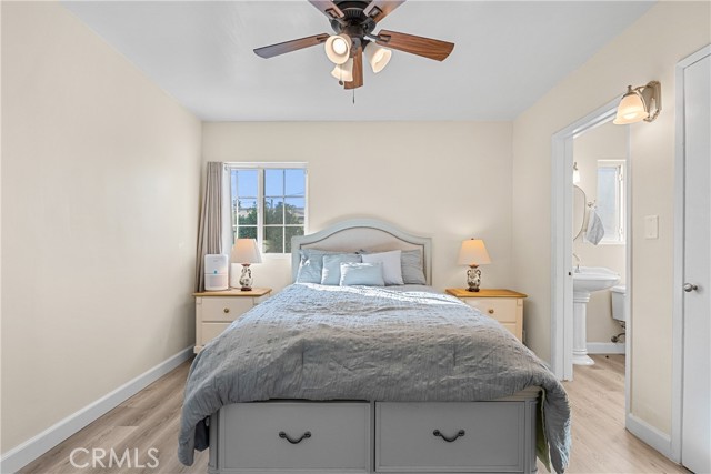 Detail Gallery Image 25 of 59 For 9559 9561 Natick Ave, North Hills,  CA 91343 - 5 Beds | 4 Baths